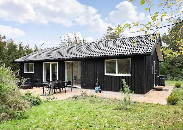 M272-gedser-hogevejen-1 Holiday home *