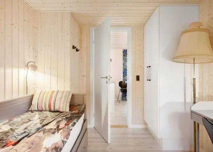 M272-gedser-hogevejen-1 Holiday home *